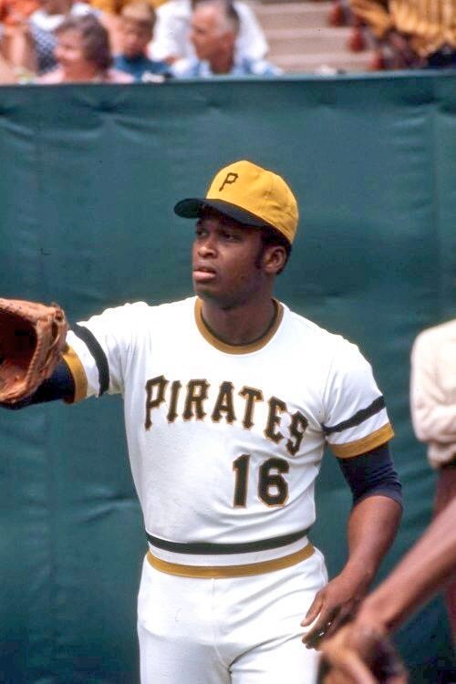 TheBuccosFan's tweet photo. A is for Al Oliver.
#Scoop
So, who do you have for A? 🤔
#BucsFirstNameGame ☠️⚾️ https://t.co/uh70HHy5s3