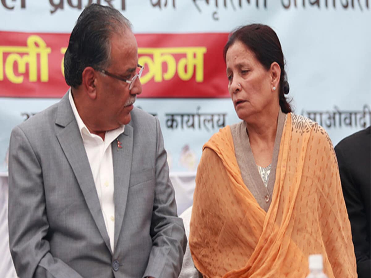 AdityaK_97's tweet photo. #Nepal के पूर्व प्रधानमंत्री #jhalanathkhanal की पत्नी राज्यलक्ष्मी चित्रकार की ज़िंदा जला कर मौत !
#politics #NepalPoliticalCrisis #Nepalprotest #Nepal https://t.co/nre6ttuq0e