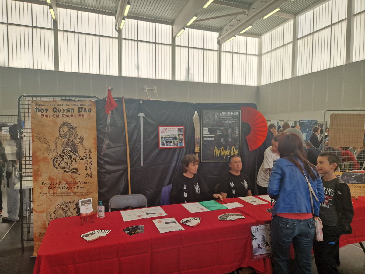 TDYHQD's tweet photo. #forumdesassociationbussy
Excellent forum des associations dimanche 6 septembre 2025 avec l'aide du service des sports de @VilledeBussy. Notre stand comme on le suppose ceux des autres associations, a reçu de nombreuses visites ce qui présage d'1 belle saison sportive 2025/2026 https://t.co/YhJOG1ockh