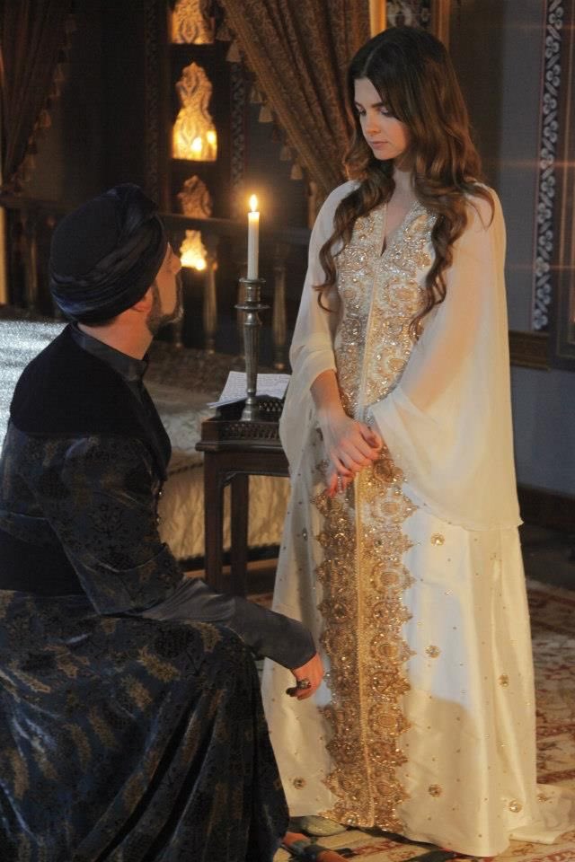 Burda Mihrimah ya iç zehri deseydi ><