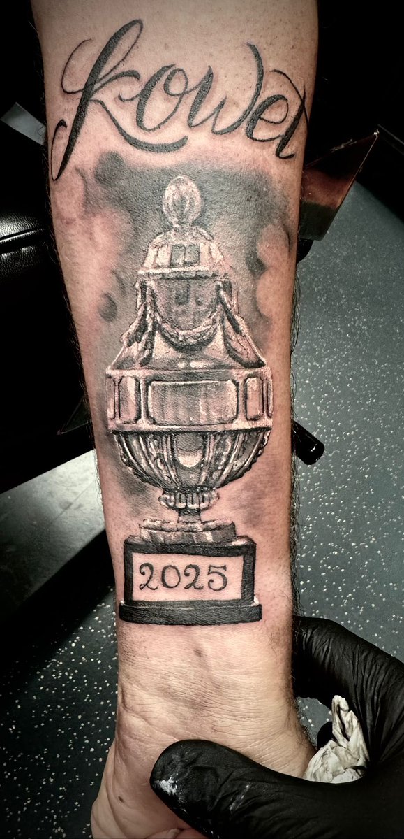 Ook hier staat ie er op! #kowet #bekerwinnaar #goaheadeagles #tattoo