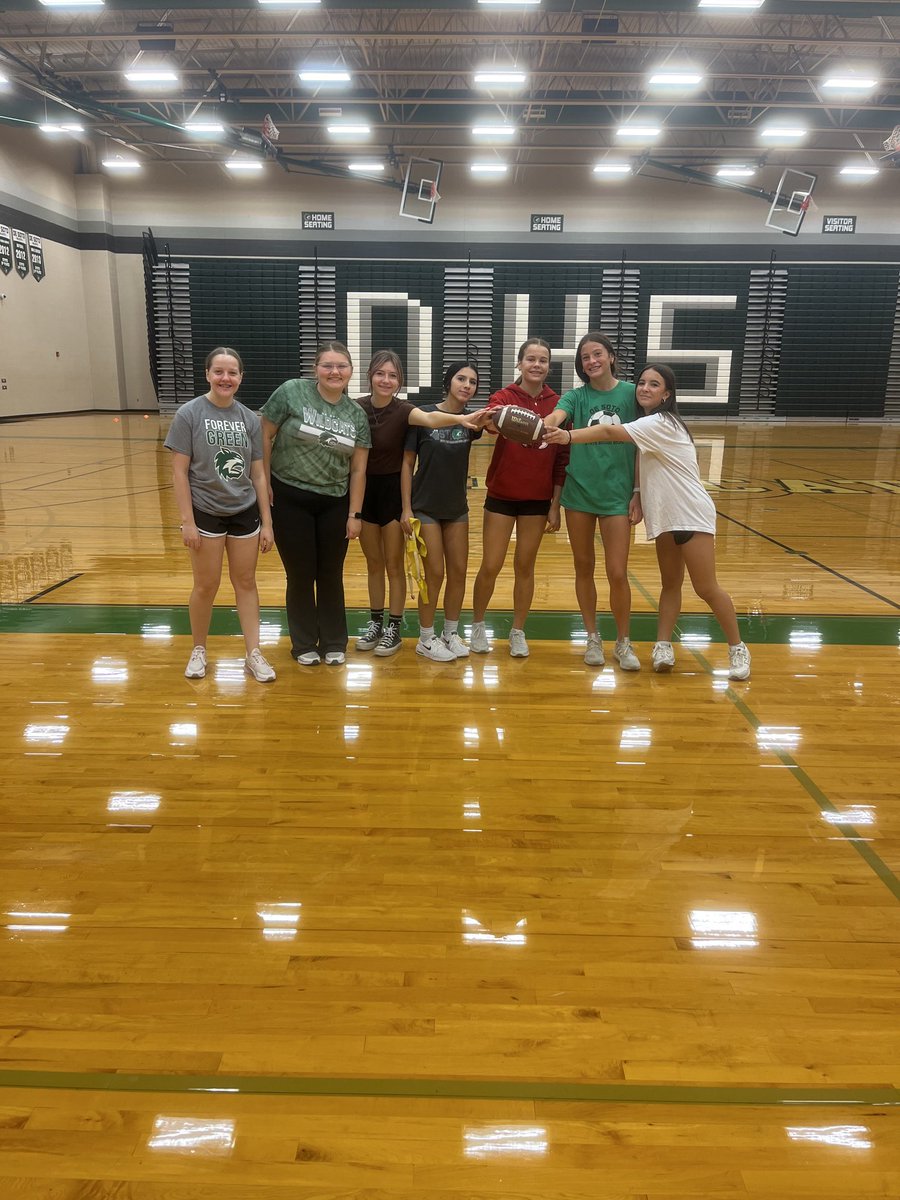 Congrats Mustarddd, W1 football champs!