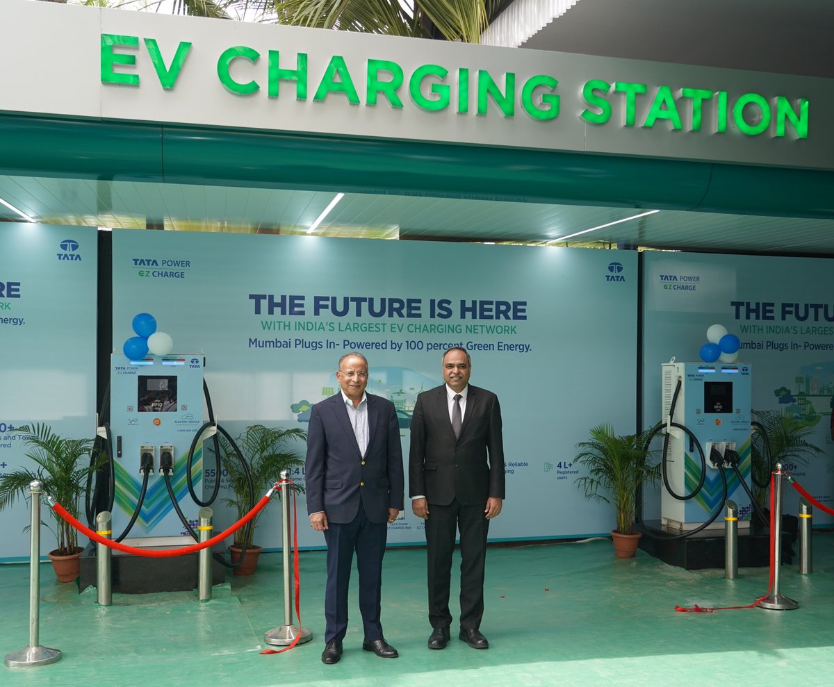 tcimedia's tweet photo. ⚡️ On #WorldEVDay, @TataPower &amp; @TataPassenger  open Mumbai’s largest EV charging hub near T2, CSMIA.
✔️ Charges 16 EVs at once
✔️ 24/7 access
✔️ 100% green energy
A milestone in India’s journey to sustainable mobility. 🌱

#TataPower #TataEV #Mumbai #TCI #thecorneaimpression https://t.co/FOxbe0taMp
