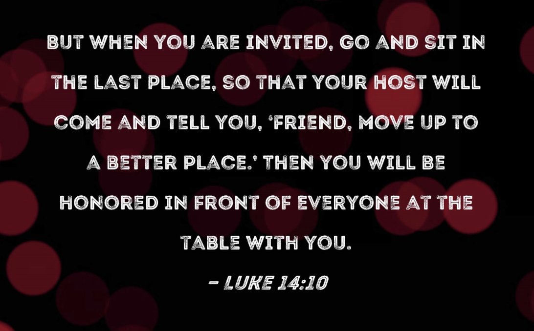 trudat2020's tweet image. Sir David Beckham, who waited patiently &amp;amp; anonymously in the #TheQueue for hours, eschewing celeb treatment &amp;amp; quietly saying his emotional #RIPQEII, reminds me of Jesus&apos; great&amp;amp; timely words. Beckham made himself no better than anyone else &amp;amp; was raised up in the eyes  of millions.