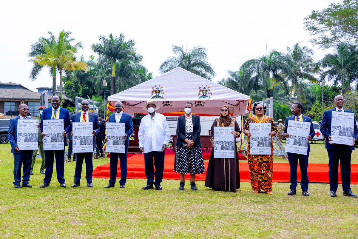 Maama Janet and I started our day at Munyonyo, where I officially opened the 1st Regional Ministerial Conference on the East African Community Common Higher Education Area (EACCHEA). I urged all East African nations to embrace integration as the best road to our prosperity,