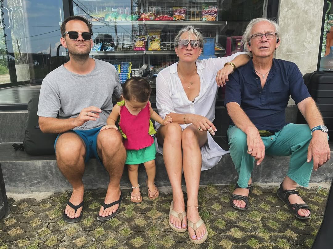 TheRealZoëBell tweet media