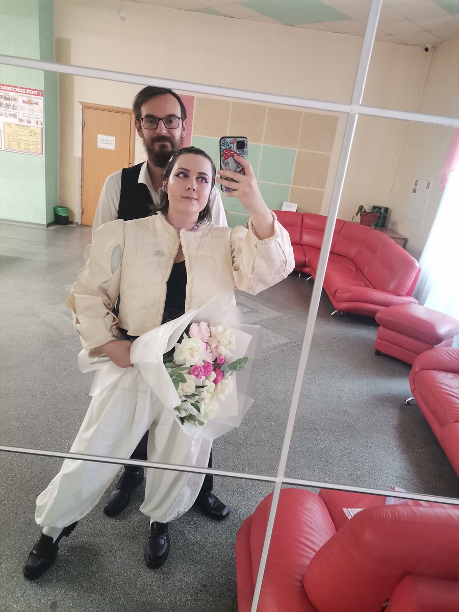 грибодедов tweet media