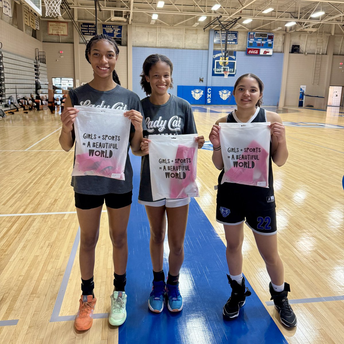 ✨ <a href="/brasforgirlsorg/">Bras for Girls</a> ✨ donated 70 sports bras to our Lady Cat Basketball Program!! 🏀💪
Because of their generosity ➡️ every Lady Cat 8th–12th grade received a brand new sports bra 🙌
Grateful for this amazing organization that supports &amp; empowers young athletes! 🚾🏀