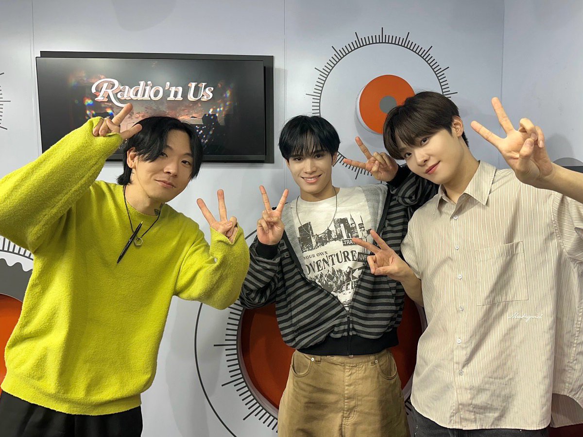 250909| 📸@/rnus_arirangradio Instagram güncellemesi

Jay ve Seongmin, Samuel Seo ile birlikte! 

#ONEPACT #원팩트