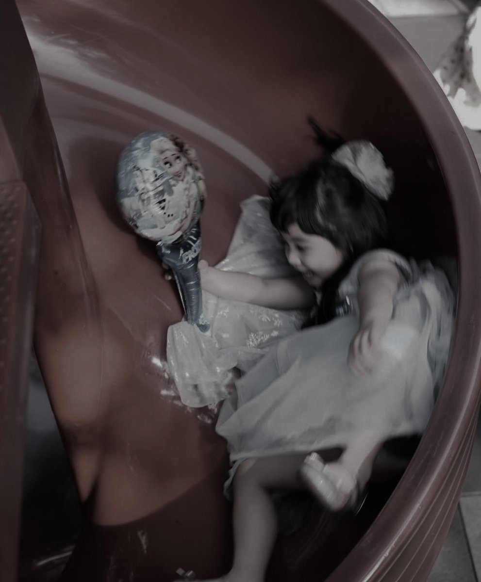 ⠀⠀ 

Potret Tarisha hadiri acara ulang tahun si Kembar beberapa hari lalu. 

⠀⠀