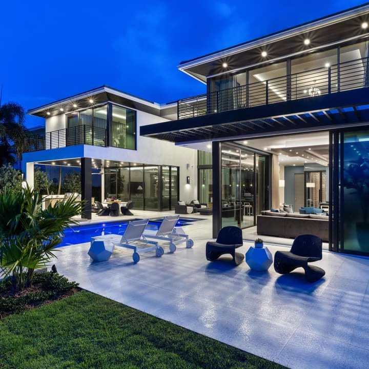 A Dream Mansion in Boca Raton