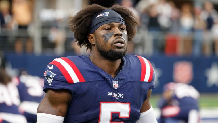 Former #Patriots S Jabrill Peppers, a surprise release after cut-down day, is expected to sign with the #Steelers per me and <a href="/MikeGarafolo/">Mike Garafolo</a>. They’ve agreed to terms.