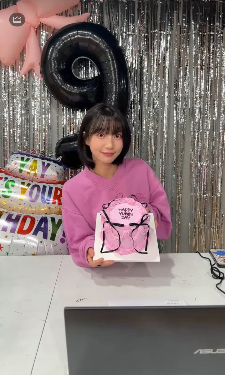 chanchan_1226's tweet photo. #HAPPYYUBINDAY 
#오마이걸 
유빈언니 생일축하해요♡♡ 일본에서도 다시 보고싶어요😭💓💓 https://t.co/kqn8Li4TM8