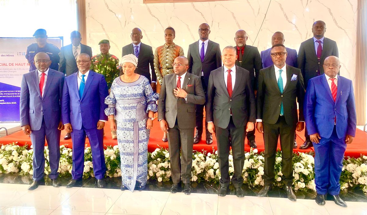 📌 #Lubumbashi | <a href="/MinesRdc/">Chambre des Mines RDC🇨🇩</a> place le secteur au cœur du débat. Le VPM <a href="/Interieur_RDC/">Ministère de l'Intérieur de la R.D Congo</a> ouvre un forum de haut niveau sur la dotation minière de 0,3%, les cahiers des charges et l’occupation illégale des sites industriels.🎯 Objectif : solutions durables, transparence et sécurité.