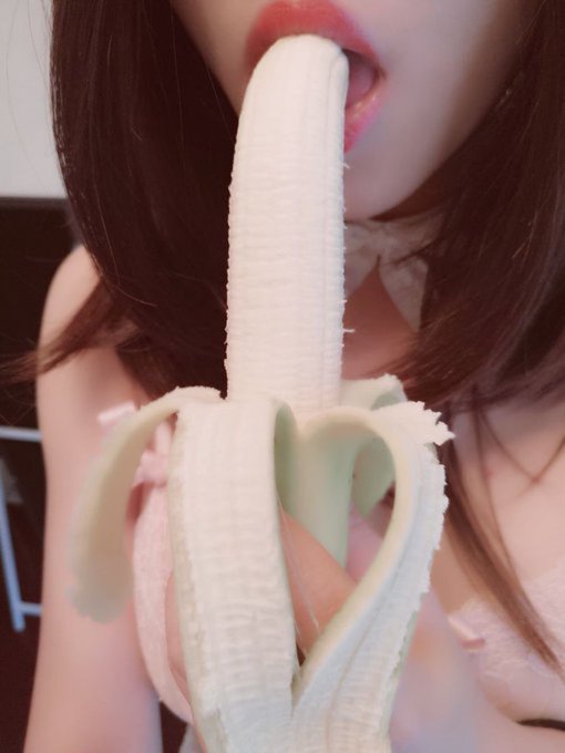 gfvd416's tweet photo. 生活文文静静，床上风骚迷人，外���乖巧内心淫荡，目前一个人住 在家更有感觉 有兴趣真诚自我介绍 有兴趣加我 https://t.co/P04lqlI7LD