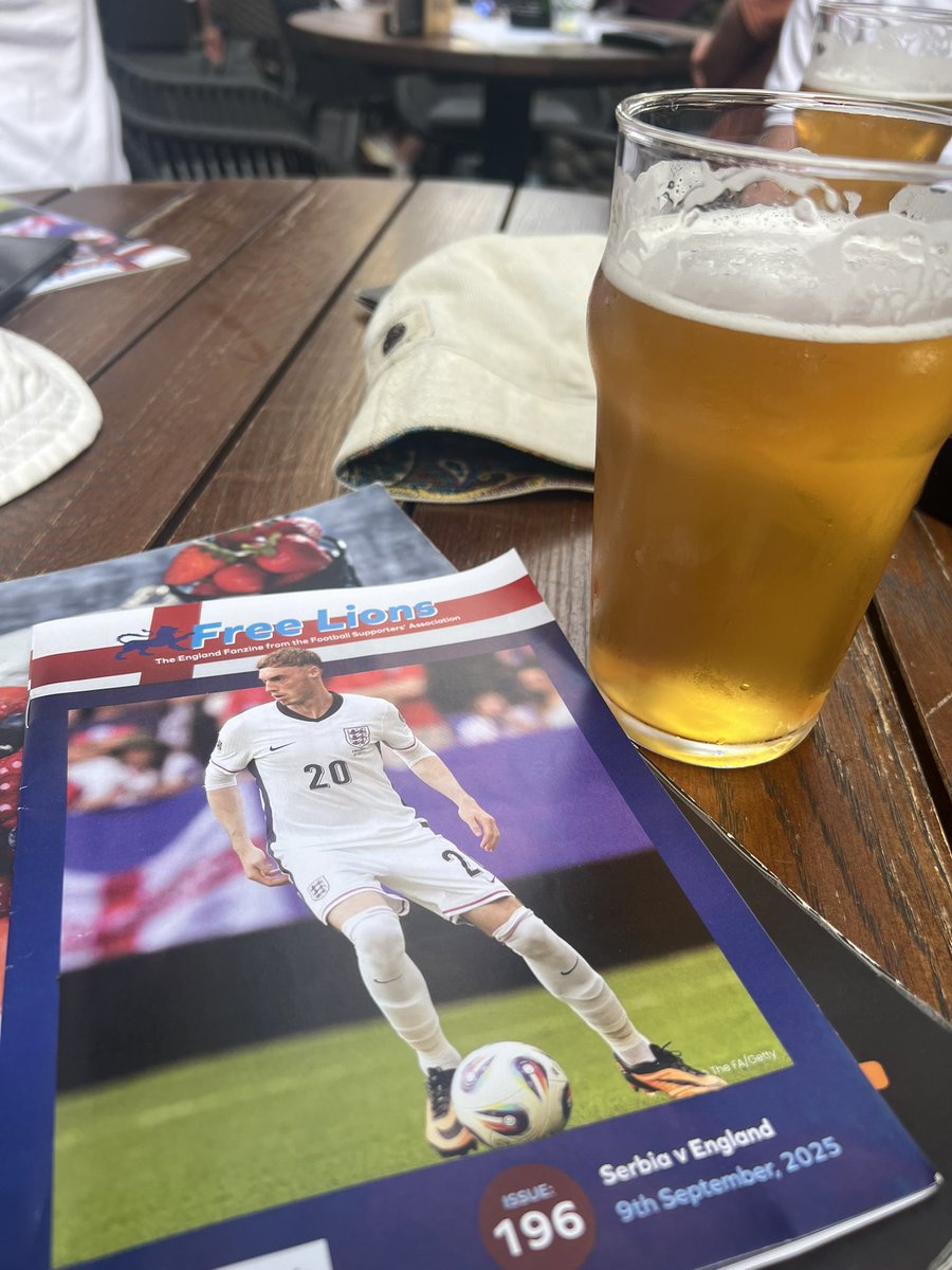 LeeCowell1981's tweet photo. Follow England away….. https://t.co/brBody4KWR
