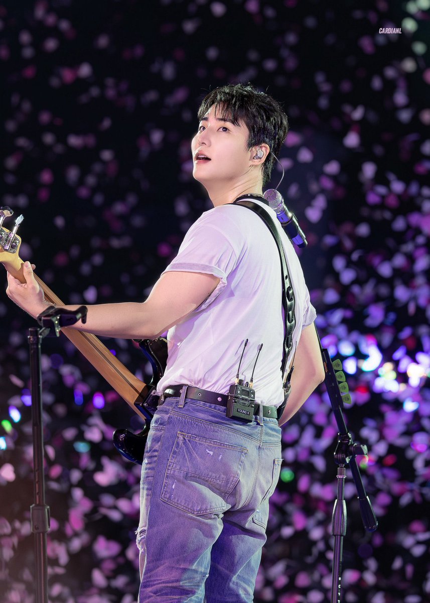 와 완전 man in a movie 그 자체다