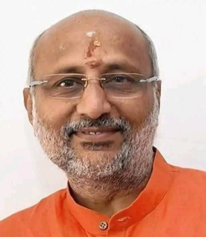 उपराष्ट्रपति चुनाव में श्री सी पी राधाकृष्णनन ने शानदार जीत हासिल की,
आवश्यक वोट: (391) ✅ प्राप्त वोट: (422)
श्रीमान रेड्डी को वोट: (312)
आपका कार्यकाल भारत की विकास यात्रा को नई ऊंचाई तक पहुंचाएगा और देश को एक नए आयाम पर ले जाएगा। अनंत मंगल कामनाएं💐