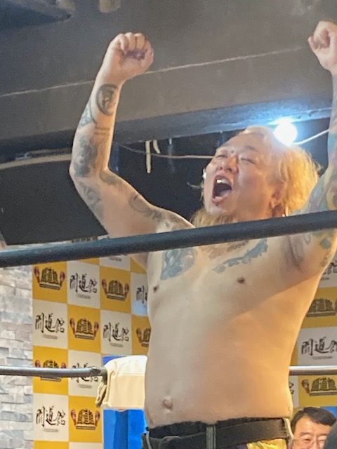 yuutouma71's tweet photo. 2025.09.06 巣鴨 闘道館
「IMPACT.60~THE MONSTER’S BATTLE~」
第八試合 敬称略
#富豪2夢路 & #梅沢菊次郎
vs #清水来人& #踊る便所太郎
みんなゴツすぎて('Д')
#IMPACT60 https://t.co/Ur3QdlPwZR