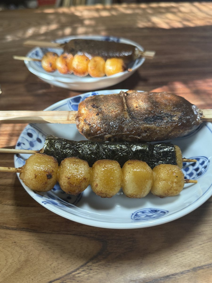 一泊（山小屋宿泊）岐阜県旅から帰って
来ました🚗最終日ガッツリ登山⛰️したかった
けど他の2人に拒否され🙅‍♀️新穂高ロープウェイ🚡と飛騨高山食べ歩きして帰りました☺️
楽しい旅でした🙌