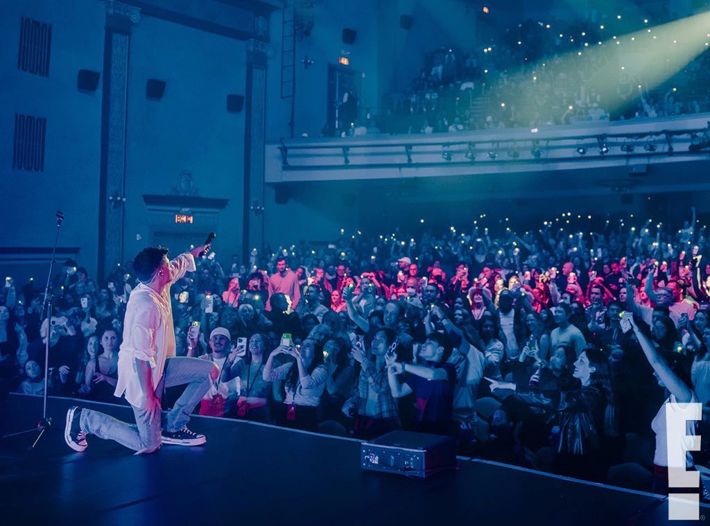 puthiespants's tweet image. HAPPY #CPF DAY!!!! Wishing all @charlieputh fans a beautiful day! So happy Charlie’s music exists so we can experience it together! 💚