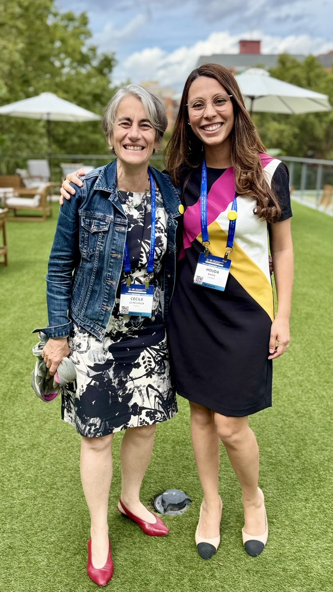 gerryhanna's tweet image. Meet Prof Cecile Le Pechoux and @HoudaBahig

Two brilliant leaders in #RadOnc addressing the optimisation of Post-Operative #radiotherapy in stage 3 #NSCLC and discussing the next generation of trials in the neo-adj ChemoIO era at #WCLC25