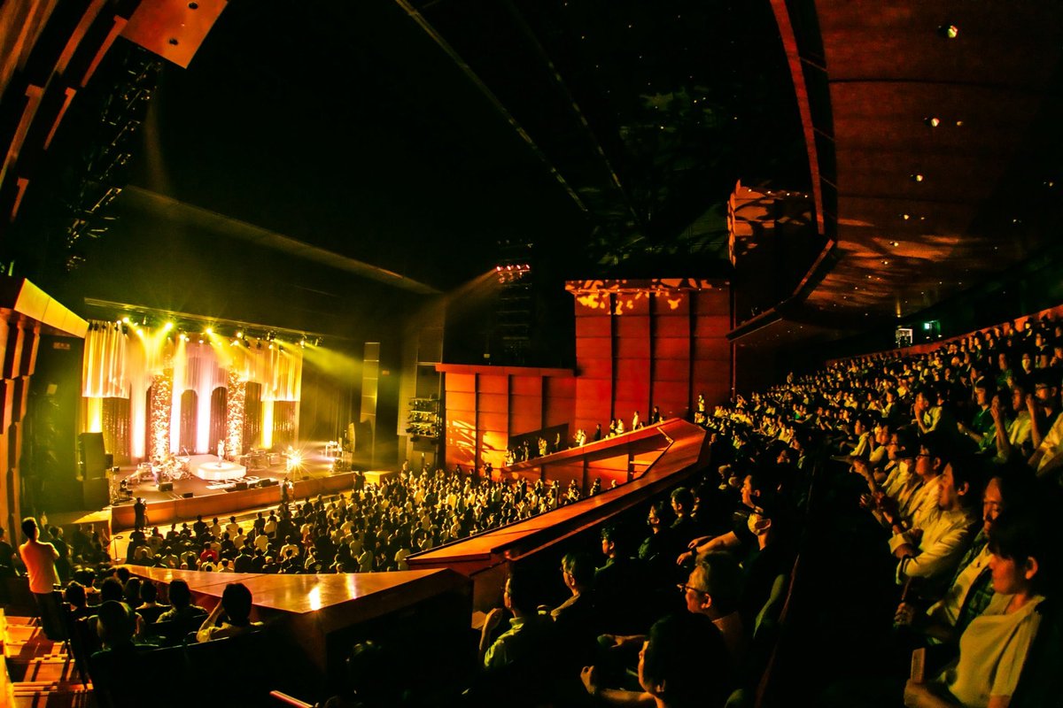 2025.9.9
LIVE TOUR 2025 [FANTASY]
at 東京国際フォーラム ホールC day1

ZARD tribute 楽曲 only day
お越しくださった皆様ありがとうございました！
明日はファイナル！
オリジナル楽曲のみでお届けします。
宜しくお願いいたします！🚀

sard-underground.jp/live.html