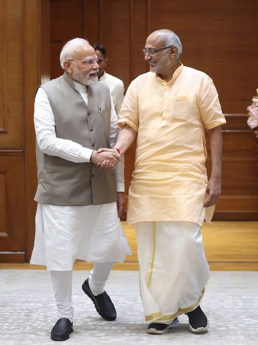 NDAના ઉમેદવાર માનનીય શ્રી સી પી રાધાકૃષ્ણનજીને ભારતના 15મા ઉપરાષ્ટ્રપતિ તરીકે ચૂંટાવવા બદલ હાર્દિક અભિનંદન...