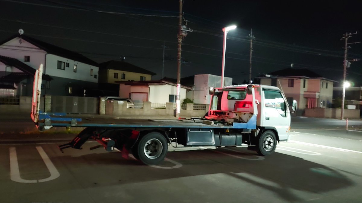 うちは２４時間ロードサービスを提供してるけど、副次効果として、レンタカー手配も２４時間可能なんだよね
極端に言えば、困ったときは２４時間なんでも相談可能

そんな便利なサービスを維持出来るのは、紹介限定でやっているから
特に自前で２４時間対応出来ない車屋さんとの相性が強い
