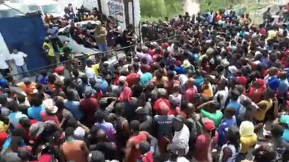 RealDrJaneRuby's tweet photo. REMEMBER: The 20 million ILLEGALS that crossed the U.S. border, processed by U.S. govt paid NGOs as reported by #OperationBurningEdge @Michael_Yon and @annvandersteel WERE EXEMPT FROM C19 SHOTS!!
Just like every member of Congress & their 7000 staffers
YOU SHOULD BE VERY PISSED OFF