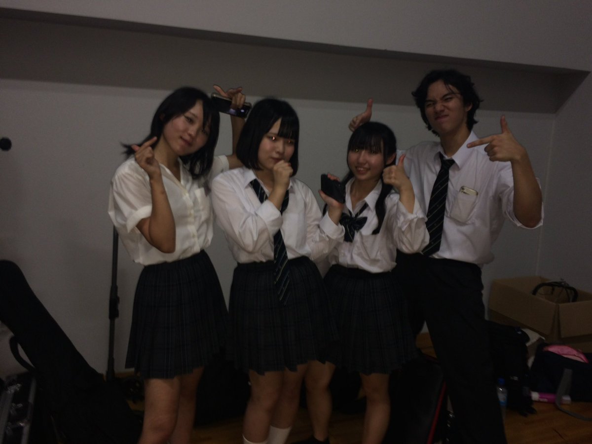 fumin_jijou's tweet photo. 一昨日の文化祭で部活引退しました❕部活が日常からなくなるのはさみしいですが、不眠事情が日常からなくなるのはまだ先なのでまだまだがんばります🌙部活で不眠事情に関わってくださった皆様、今までありがとうございました🙂‍↕️ https://t.co/FnOkTAi3wG