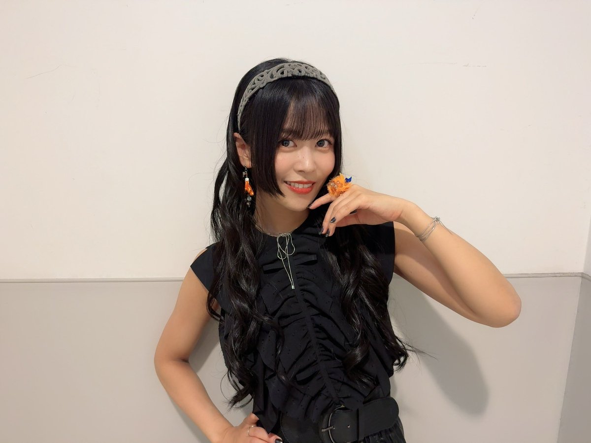 「#九九組の日2025」
ありがとうございました！
第2回楽曲指名ドラフト会議。
とてもとてもドキドキした！
⭐︎花咲か唄
⭐︎情熱の目覚めるとき
⭐︎永遠ハ死シテ生キル
⭐︎罪がないのならばそれが罪だ
歌わせていただきます🧡
12月のライブ！
なにもかも楽しみすぎる〜♡
#スタァライト