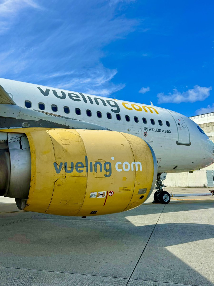 E.Charlie (@eco_charlie_) on Twitter photo A partir de octubre <a href="/vueling/">Vueling Airlines</a> recupera la ruta a <a href="/ALC_Airport/">Aeropuerto Alicante-Elche Miguel Hernández</a> con 2 frec semanales, además de crecer un 15% respecto al 24 📈 A partir de octubre <a href="/vueling/">Vueling Airlines</a> recupera la ruta a <a href="/ALC_Airport/">Aeropuerto Alicante-Elche Miguel Hernández</a> con 2 frec semanales, además de crecer un 15% respecto al 24 📈