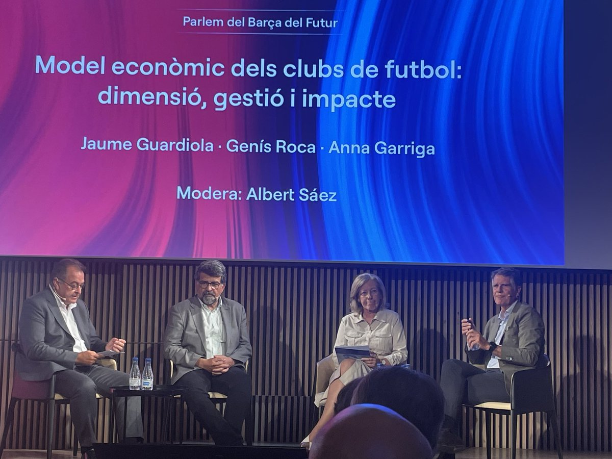 Molt interessant debat sobre el model econòmic dels clubs de futbol organitzat per <a href="/SumaFCB/">SumaBarça</a> moderat per <a href="/albertsaezc/">Albert Sáez</a> amb Jaume Guardiola, Anna Garriga i <a href="/genisroca/">genís roca</a> al recinte de l’ <a href="/HospitalSantPau/">Sant Pau - Campus Salut Barcelona</a> 

Parlant del <a href="/FCBarcelona_cat/">FC Barcelona</a> del futur.