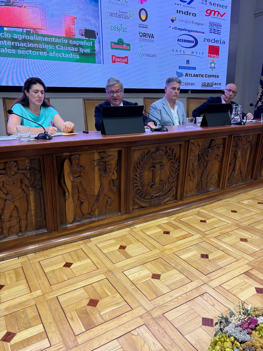 Satisfechos del desarrollo de la jornada "Los condicionantes del comercio agroalimentario español en los mercados nacional e internacional" que hemos celebrado hoy junto a <a href="/ANIAagronomos/">ANIA - Asociación Nacional de Ingenieros Agrónomos</a> en <a href="/Ingenieria_Esp/">I. Ingeniería España</a> 

Pronto, las conclusiones de este encuentro