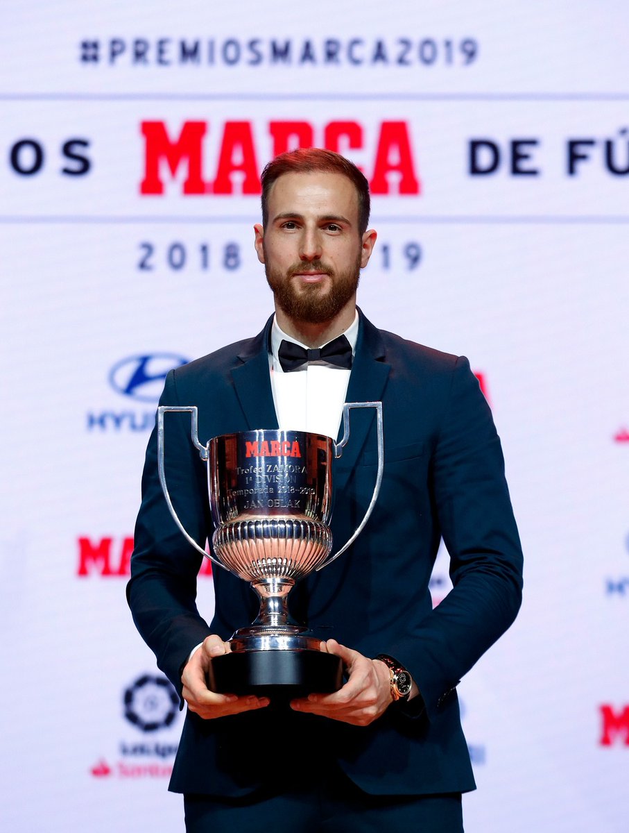 Objetivoatleti's tweet photo. El portero con más Zamoras de la historia de La Liga. Que se dice pronto. https://t.co/p16i3sVdnz