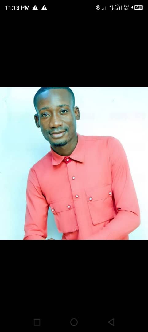 Fraud money is not sustainable.

The yrs that you'ld waste stealing, are yrs that you should use to improve yourself academically, start small &amp; build a future.

By the time you realise it, your legit mates would be better than you.

And you'ld be begging for money to feed.

End.