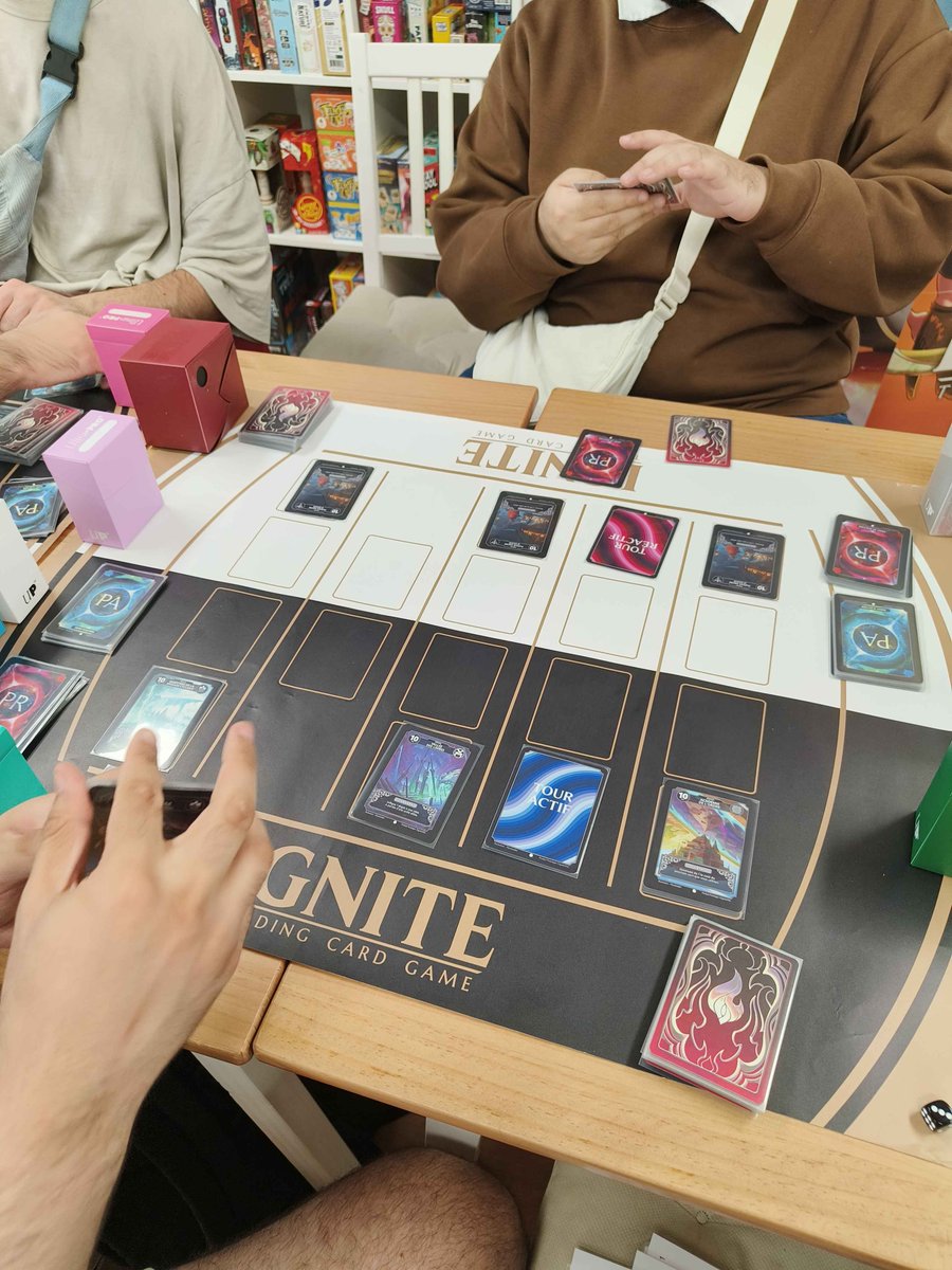 Park_age's tweet image. Retour sur l'initiation @Ignite_TCG qui s'est déroulée samedi à la boutique Parkage EDB !👀

Mission accomplie pour une première découverte avec de nombreux curieux☺️

Un grand merci à Taigo @taigostream pour son énergie et à tous les participants pour leur enthousiasme💙🧡