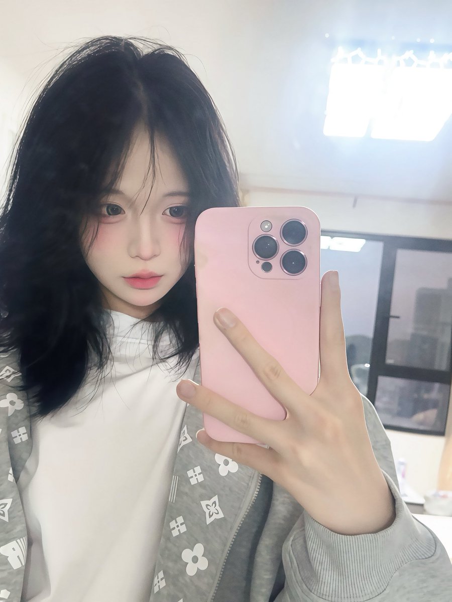 lin0405lin's tweet photo. 头发好乱
#郑州 #郑州ts #男娘 #ts #4i https://t.co/9V5Yf8gztU