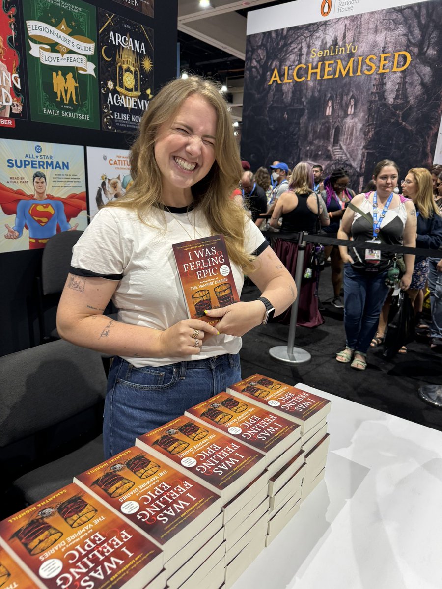 TODAY IS THE DAY!!! You can officially buy this baby! I only hope it makes you as happy as I am in this photo #TVD #VampireDiaries penguinrandomhouse.com/books/747051/i…