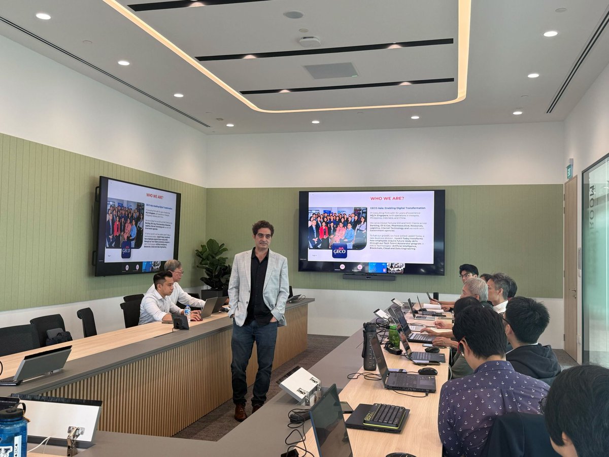 Bitdeer_AI's tweet image. The Bitdeer AI x GECO Hackathon &quot; Hack to Hire&quot; officially kicked off today!

Co-hosted with GECO Asia Pte Ltd, a leading IT consultancy with 18+ years of experience in #AI, Blockchain, Cloud, and Data, this #hackathon brings together local talents to solve real business problems…