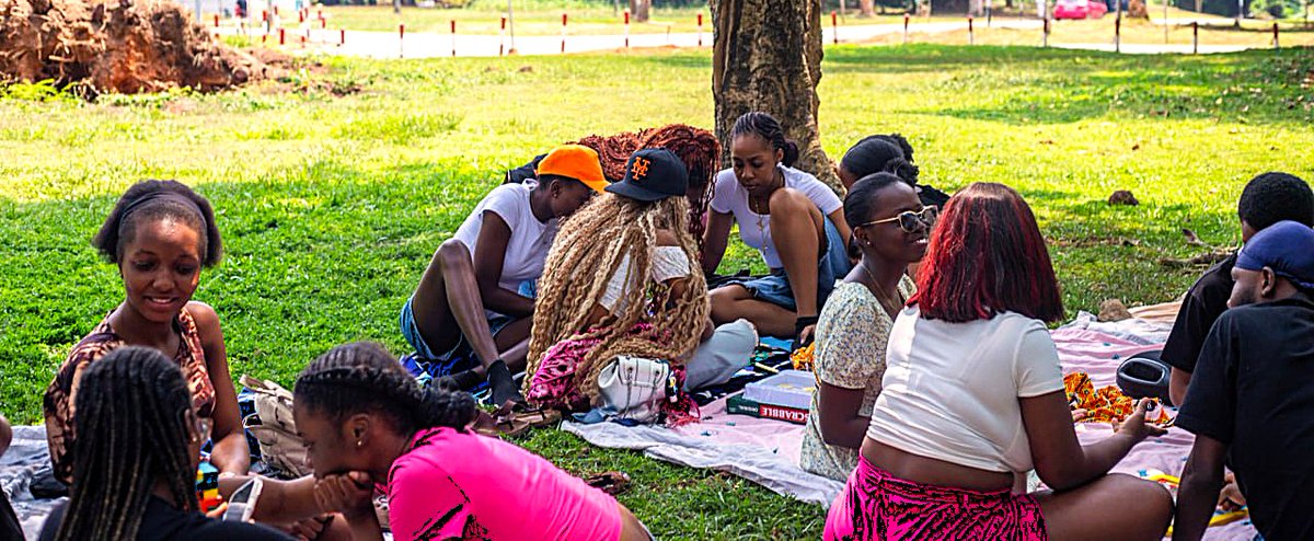 compengKNUST's tweet image. 📍Picnic blankets, games, inside jokes, food and plenty of photos. A simple way for 𝐨𝐮𝐫 𝐟𝐢𝐧𝐚𝐥-𝐲𝐞𝐚𝐫 𝐁𝐢𝐨𝐦𝐞𝐝𝐢𝐜𝐚𝐥 𝐄𝐧𝐠𝐢𝐧𝐞𝐞𝐫𝐢𝐧𝐠 𝐬𝐭𝐮𝐝𝐞𝐧𝐭𝐬 to say goodbye to years of late nights, lab work, and group projects.