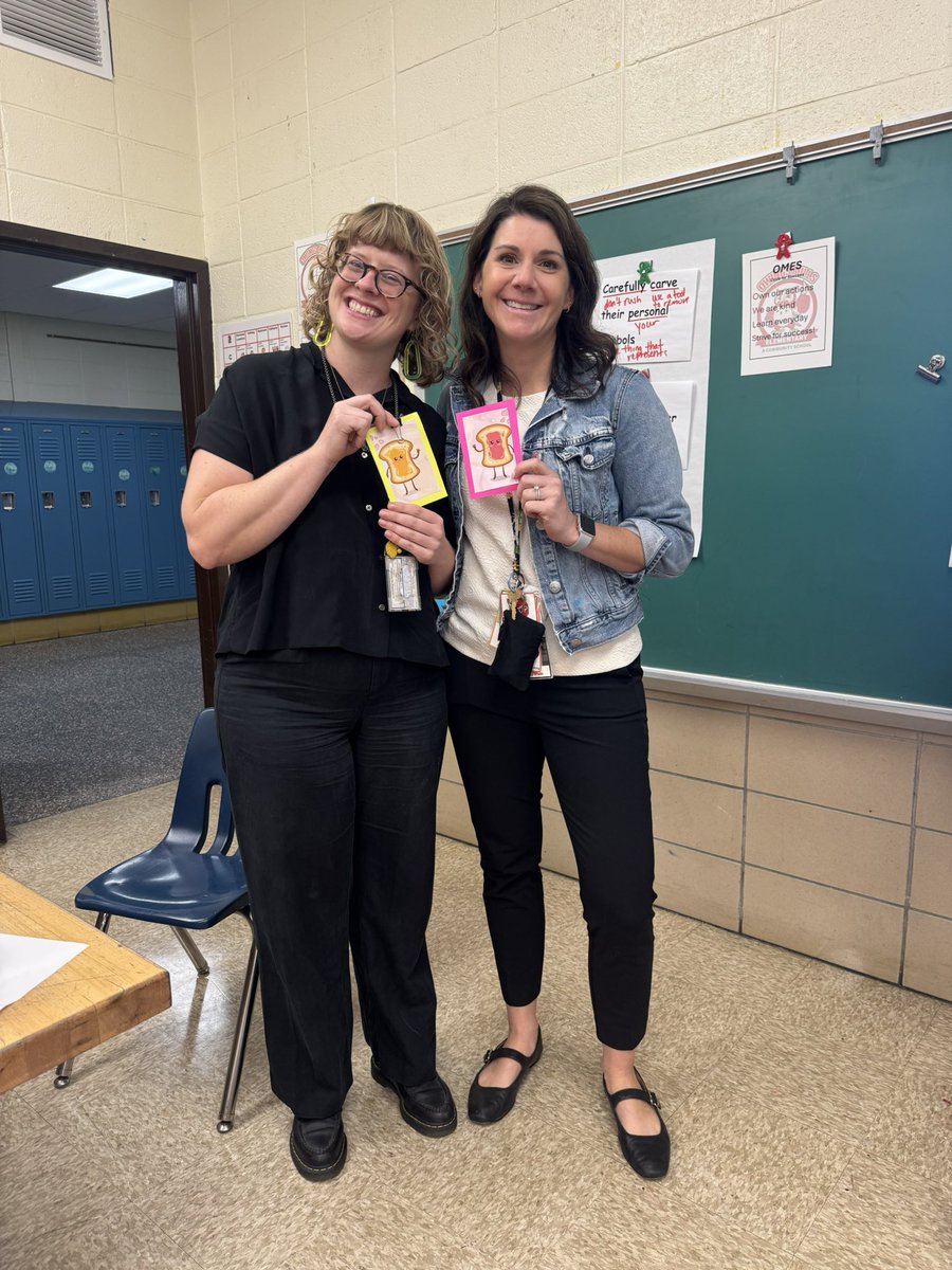 MsStoneArt's tweet photo. @Miss__Berry @PrescottOMES #OMESMatchUp #peanutbutterandjelly https://t.co/cKIDN3OReA