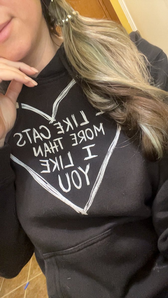 Favorite thrift find 💅🏼