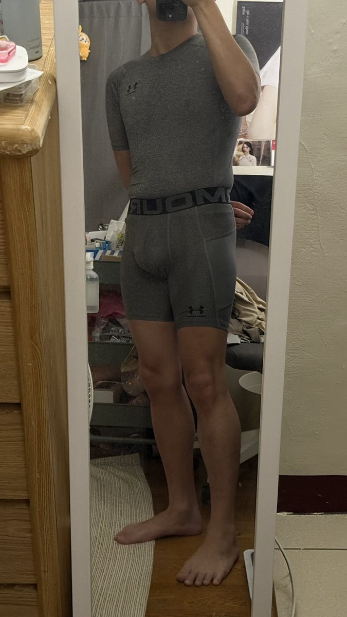 緊身暴露 趴？
（16/17）