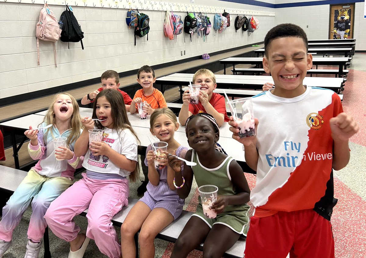 Yogurt parfaits and friends… what could be better!? Out of School Time brings these great experiences every day!