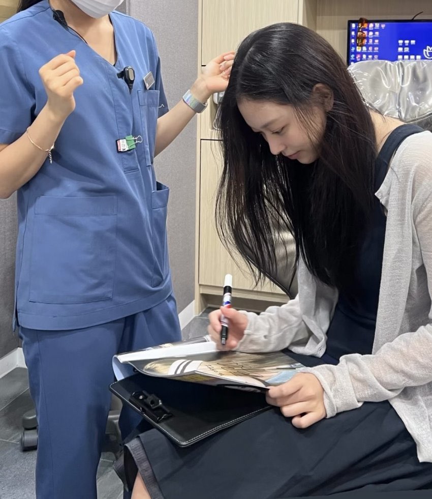 Why does this feel like seeing my daughter for the first time in months 😭