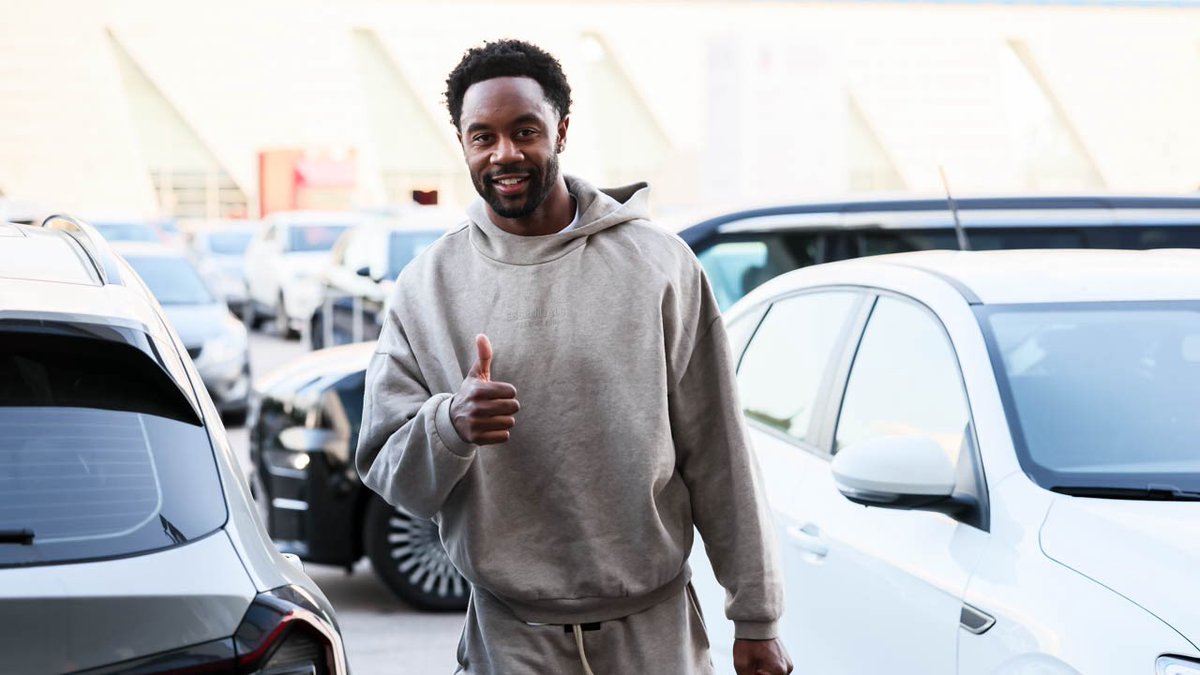 Game faces on. Zenit is in the building for the Kondrashin &amp; Belov Cup Final vs UNICS 🦁