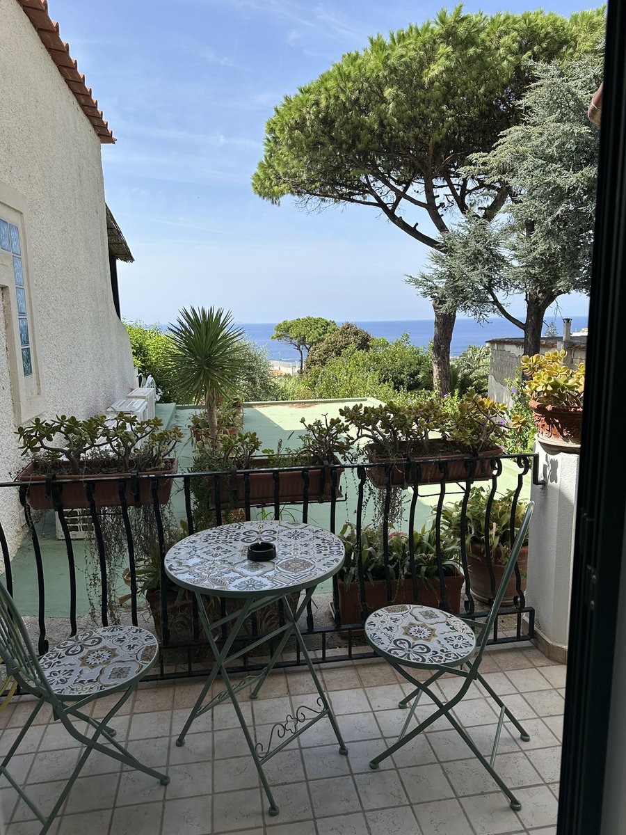 Xanthippe100's tweet photo. Ischia - schöne Insel https://t.co/i0VPWXqZCH
