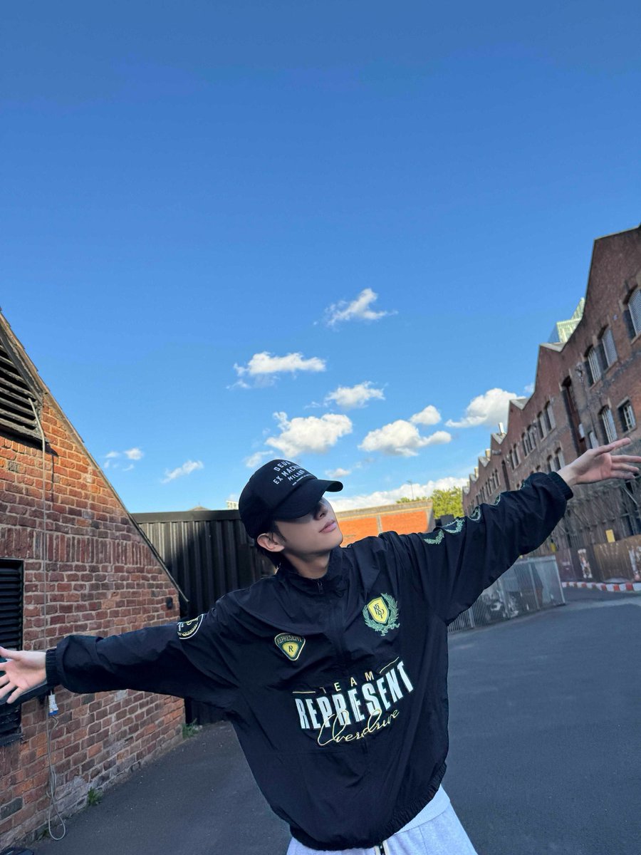 simkith's tweet image. the moment i thought he was far, he wrote himself back into my day